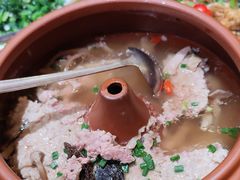 -老滇山寨•云南特色菜•地方菜•民族风情歌舞表演(金碧店)