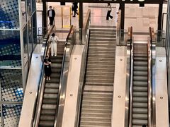-香港ELEMENTS圆方