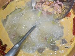 -洱火云南酸菜牛肉火锅(石景山当代商城店)