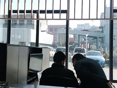-上海宝诚尊悦宝马4S店(静安店)
