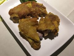 黄金脆皮猪手-莲餐厅·湖北菜·藕汤是头牌(愚园路店)
