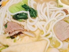 -鑫花溪牛肉米粉(印象水街都心荟店)