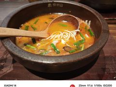 -良米山·云南野生菌过桥米线(上海首店)