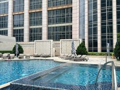 -澳门瑞吉酒店室外泳池