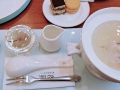 -燕庭·纯燕窝·甜品下午茶(南京西路店)