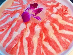 -三人行骨头王火锅(长寿店)