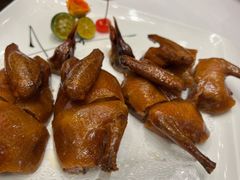 脆皮乳鸽-京粤荟(海王银河科技大厦店)