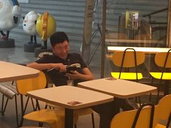 -麦当劳(广州新港东路第二分店)