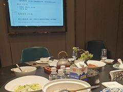 -忆江南·临江鱼馆