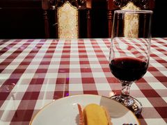 金条凤梨酥-邓丽君音乐主题餐厅