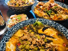 -粉家柳州螺蛳粉(杨宅路店)