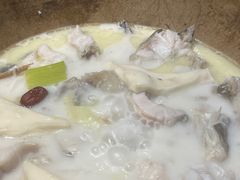 -滇香肴·云南菜蒸汽石锅鱼(云南北路店)
