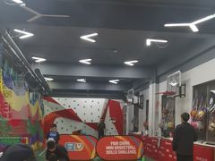 -悦动体能篮球羽毛球网球(三里河店)