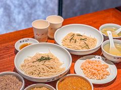 -裕兴记•蟹黄面馆(人民广场店)