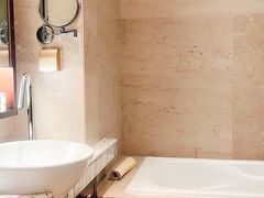 -上海龙之梦万丽酒店