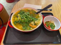 -小蛮椒麻辣烫·麻辣拌(静安店)