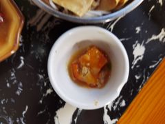 -黄利砖万峰林布依特色酸笋牛肉馆