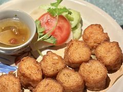 -大头虾越式风味餐厅(光明广场店)