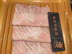 -牛YO寿喜烧·铁板烧和牛火锅自助(市府恒隆店)