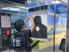 -都市枪神实弹射击俱乐部