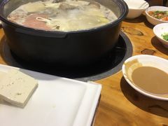 -风情丽江斑鱼火锅(孙家沟西南路80号店)