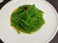 -民族手抓羊肉馆·滩羊手抓·烤全羊