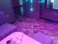 -凡花主题KTV(天虹店)