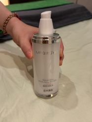 -苗方清颜·祛痘皮肤管理