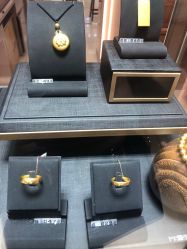 -六福珠寶(百联南方购物中心店)