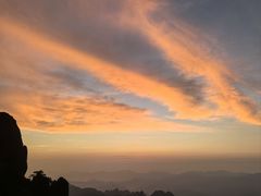 -黄山光明顶山庄