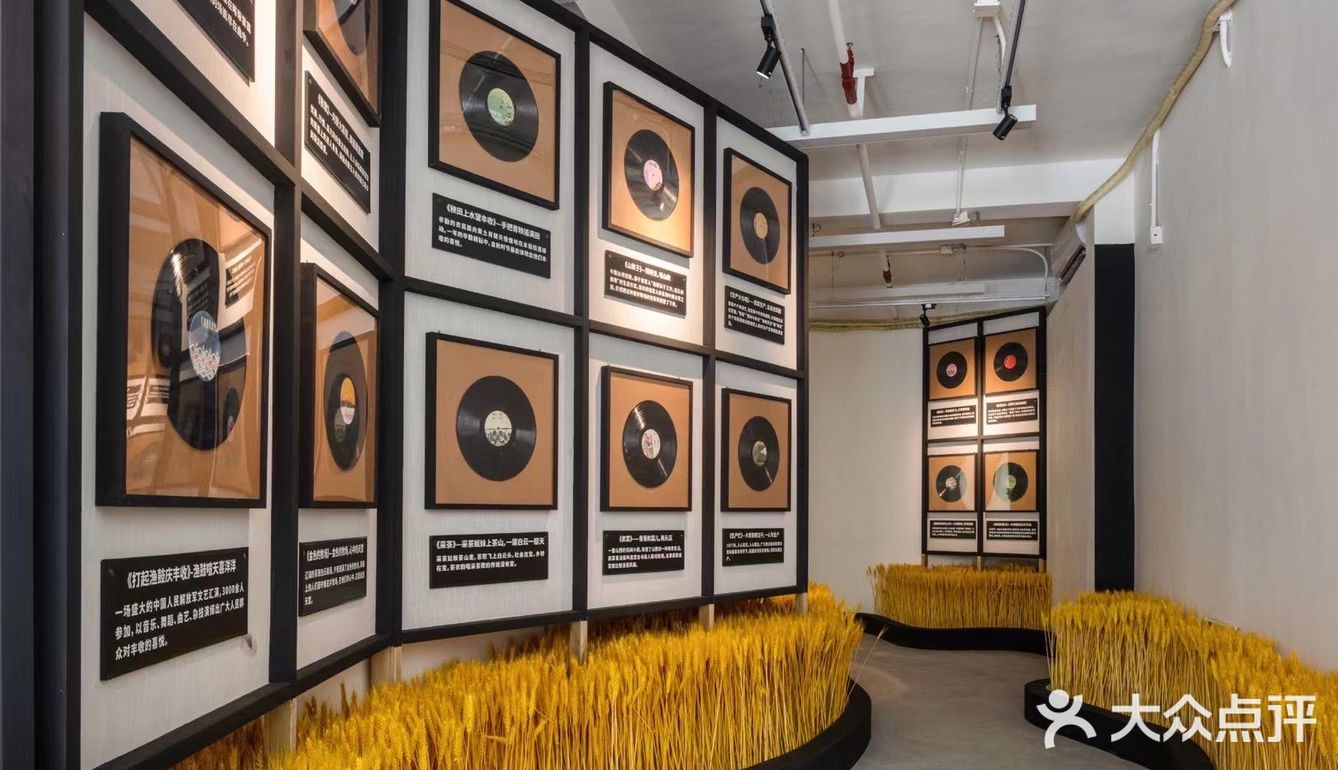 深圳新展|超级黑胶工厂，文青们的福音  
