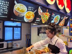 -八一好吃街·高品美食广场