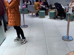 -奈雪的茶(亨特国际广场店)