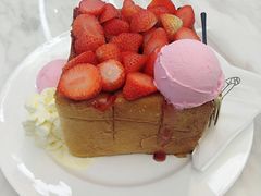 草莓吐司-丹礼糖甜品