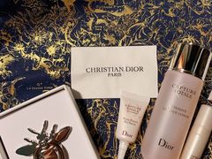 -Dior迪奥(上海世茂广场店)