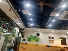 -老何家后安粉·糟粕醋海鲜火锅(三亚湾椰梦长廊店)