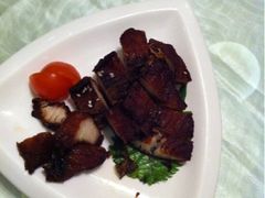 熏鱼-新光酒家·河豚·海鲜·蟹料理(浦东店)