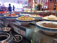 -钱小主·自助回旋烤肉火锅餐厅(东方新天地店)