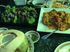 -光海鲜鱼翅餐厅(叻差拉披色路店)