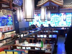 大堂-川流不息·地道川菜·小龙虾(新松江路店)