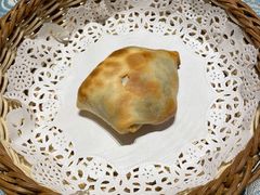 馕坑烤包子-巴扎美食·新疆菜·西域歌舞表演餐厅(新疆大厦店)