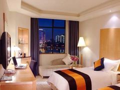 -武汉新华大饭店