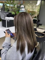 -藤野造型烫发染发