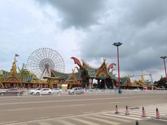 -七彩云南欢乐世界