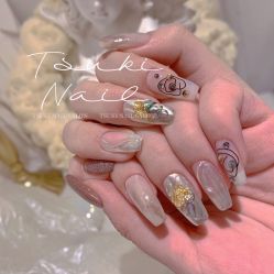-TsukiNail艺术美甲美睫沙龙