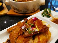 脆皮盐焗鸡-鹿港小镇(金虹桥国际中心店)