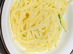 -费大厨辣椒炒肉(高铁吾悦广场店)