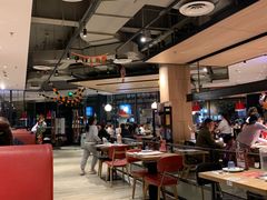 大堂-必胜客(新中纬店)