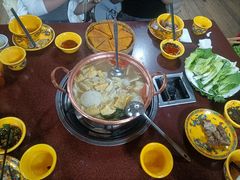 -银同牦牛肉火锅