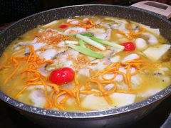 -山城外·非遗酸菜鱼(财富中心店)